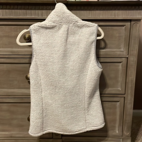 Mountain Khakis wanderlust fleece vest size small - Picture 5 of 5
